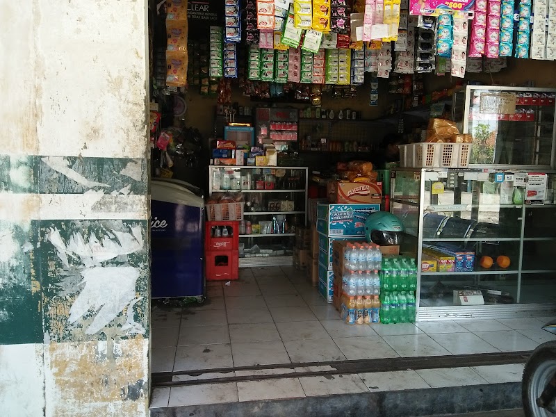 Toko AmsaDola: Your One-Stop Shop for Everyday Essentials in Doplang